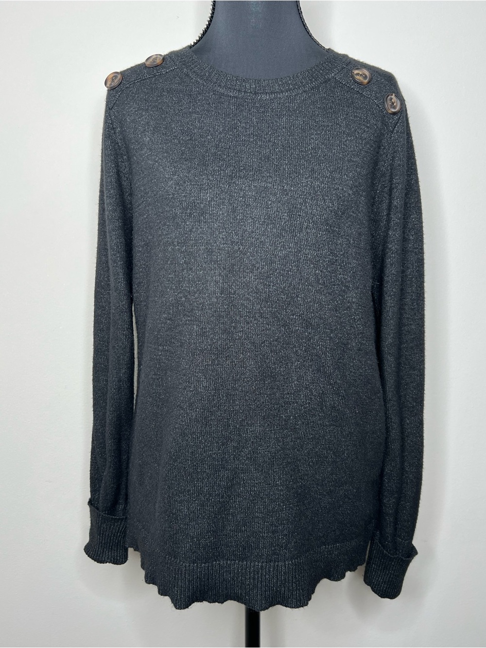 Women’s Pink Clover Charcoal Button-Shoulder Knit Sweater Size Medium Cozy